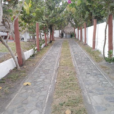 Villa Tortugas Monterrico Buitenkant foto