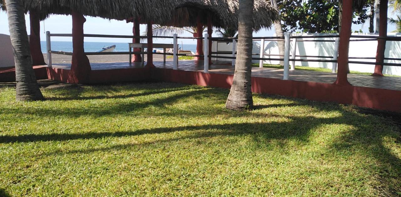 Villa Tortugas Monterrico Buitenkant foto
