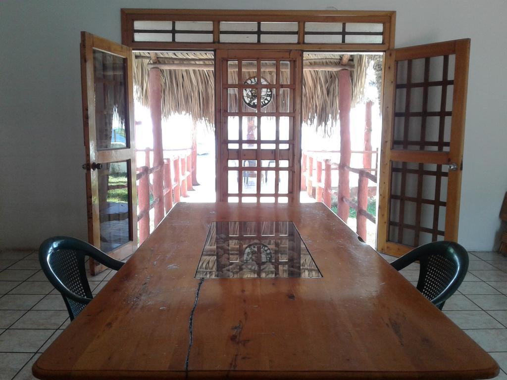 Villa Tortugas Monterrico Buitenkant foto